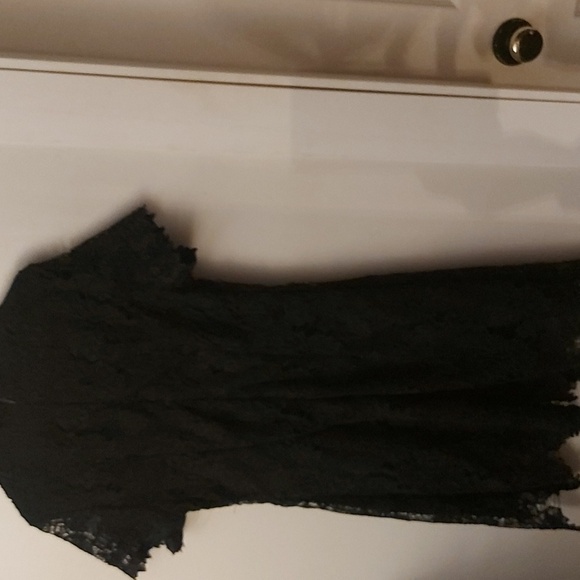 AX Paris Lace Dress NWT/ Sz 10/ Floral Design - Picture 4 of 5